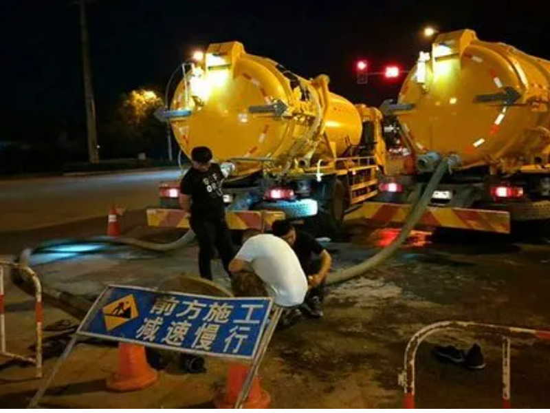 卢湾重庆南路专业下水道疏通马桶地漏浴小便池水槽浴缸
